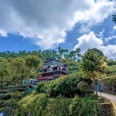 Stayvista At Cecil Cottages With Barbeque, Hill View 卡绍利 外观 照片