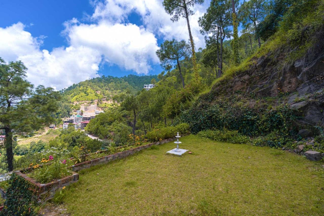 Stayvista At Cecil Cottages With Barbeque, Hill View 卡绍利 外观 照片