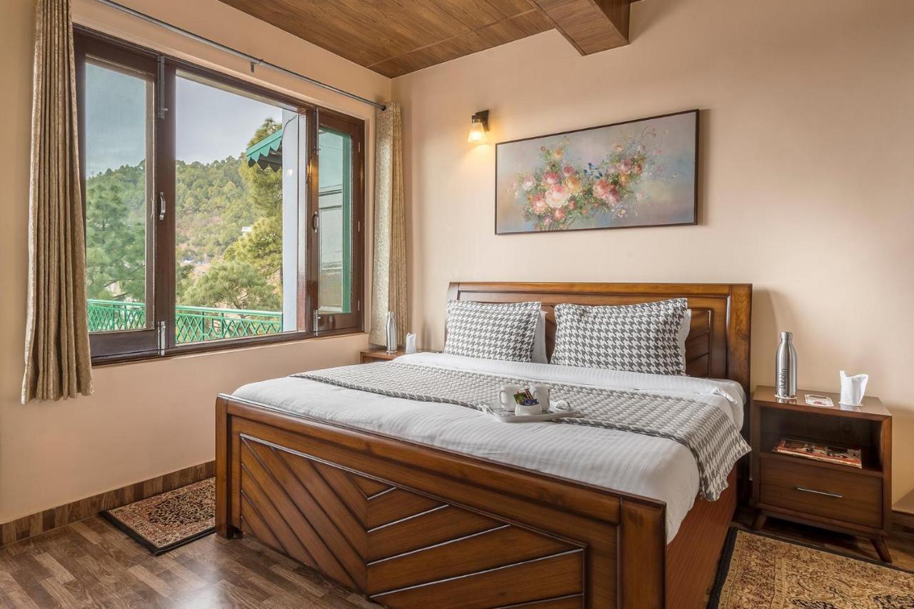 Stayvista At Cecil Cottages With Barbeque, Hill View 卡绍利 外观 照片